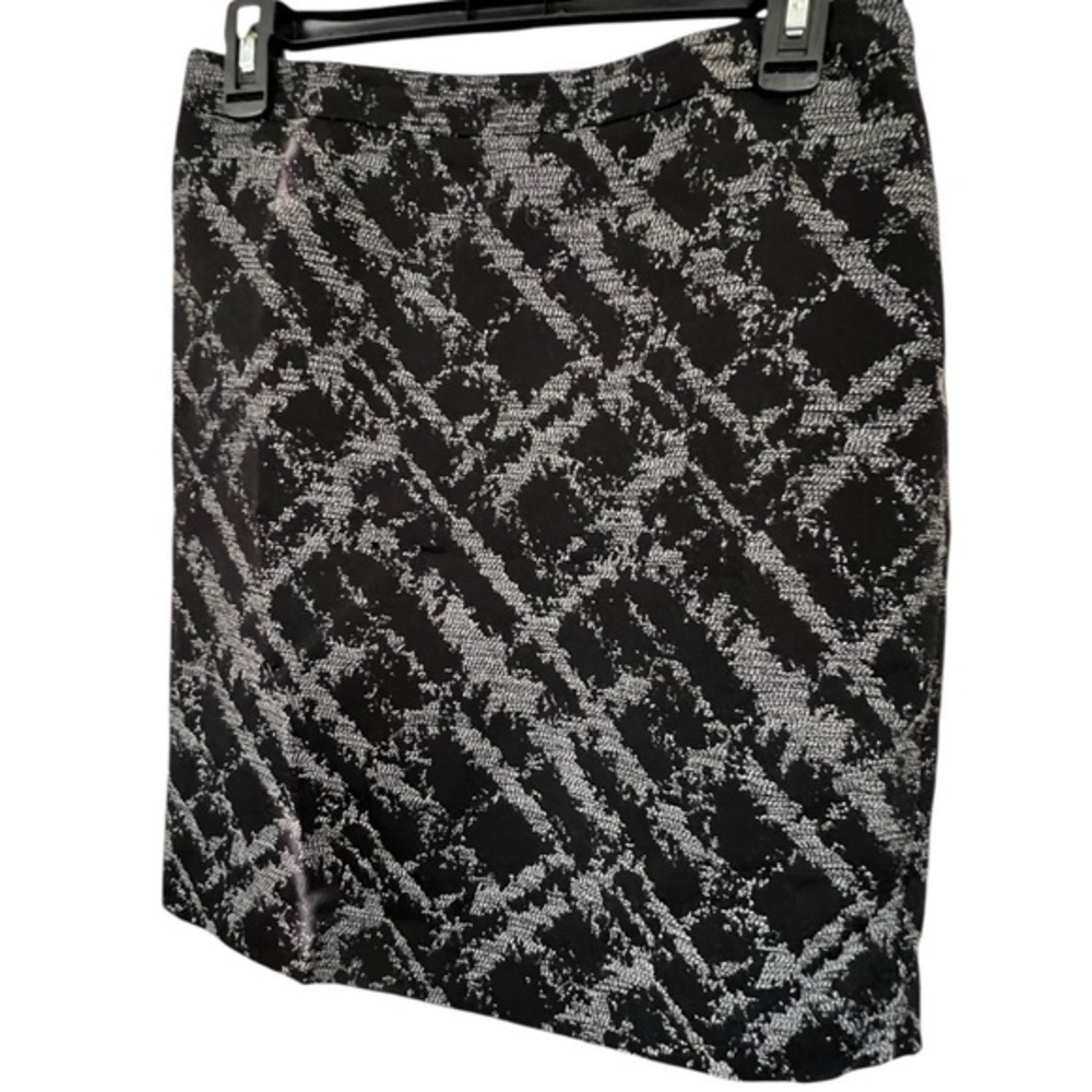 LOFT Black and Gray Textured Pencil Skirt